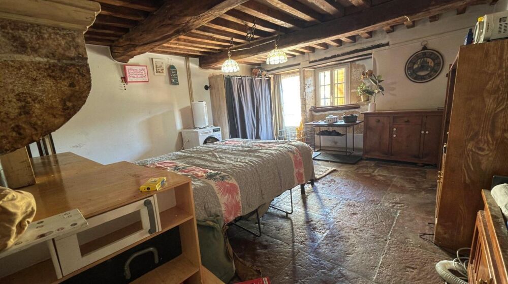 Vente Maison Maison de caractère 98 m² – 2 chambres – nombreuses dépendances – Villemervry (52160) Villemervry