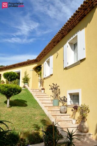  Villa � vendre 5 pi�ces 136 m�