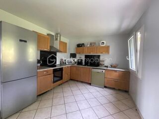  Maison à vendre 10 pièces 225 m²
