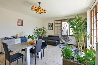  Propriété/château à vendre 6 pièces 149 m²