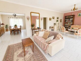  Maison � vendre 6 pi�ces 195 m�