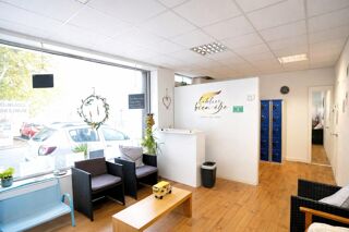  Immeuble � vendre 14 pi�ces 650 m�