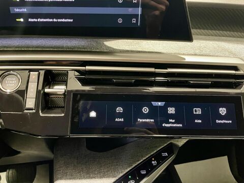 5008 III 1.2 HYBRID 145 DCS6 ALLURE 2025 occasion 52000 Chamarandes-Choignes