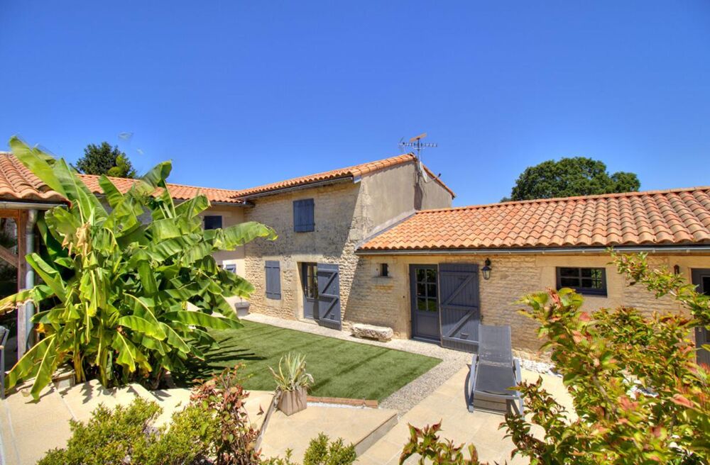 Maison Sainte Ouenne 6 pièce(s) 199 m2
