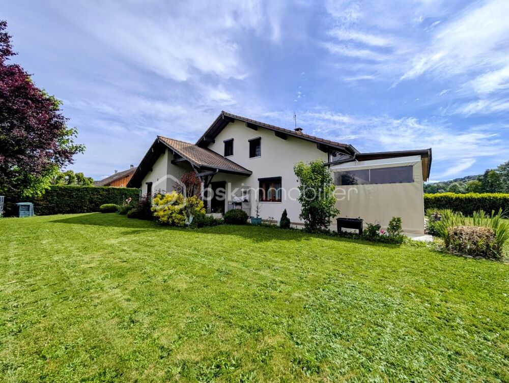 HAUTEVILLE-SUR-FIER --- MAISON --- 4 CHAMBRES --- GARAGE --- JARDIN --- CALME