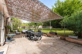  Villa à vendre 5 pièces 180 m²