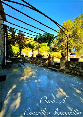  Maison � vendre 6 pi�ces 210 m�