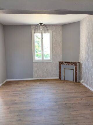  Maison à louer 5 pièces 130 m²