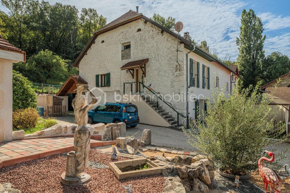 Maison 6 pièces  136 m²  Grand terrain de 2 792 m²  Seyssel (74)