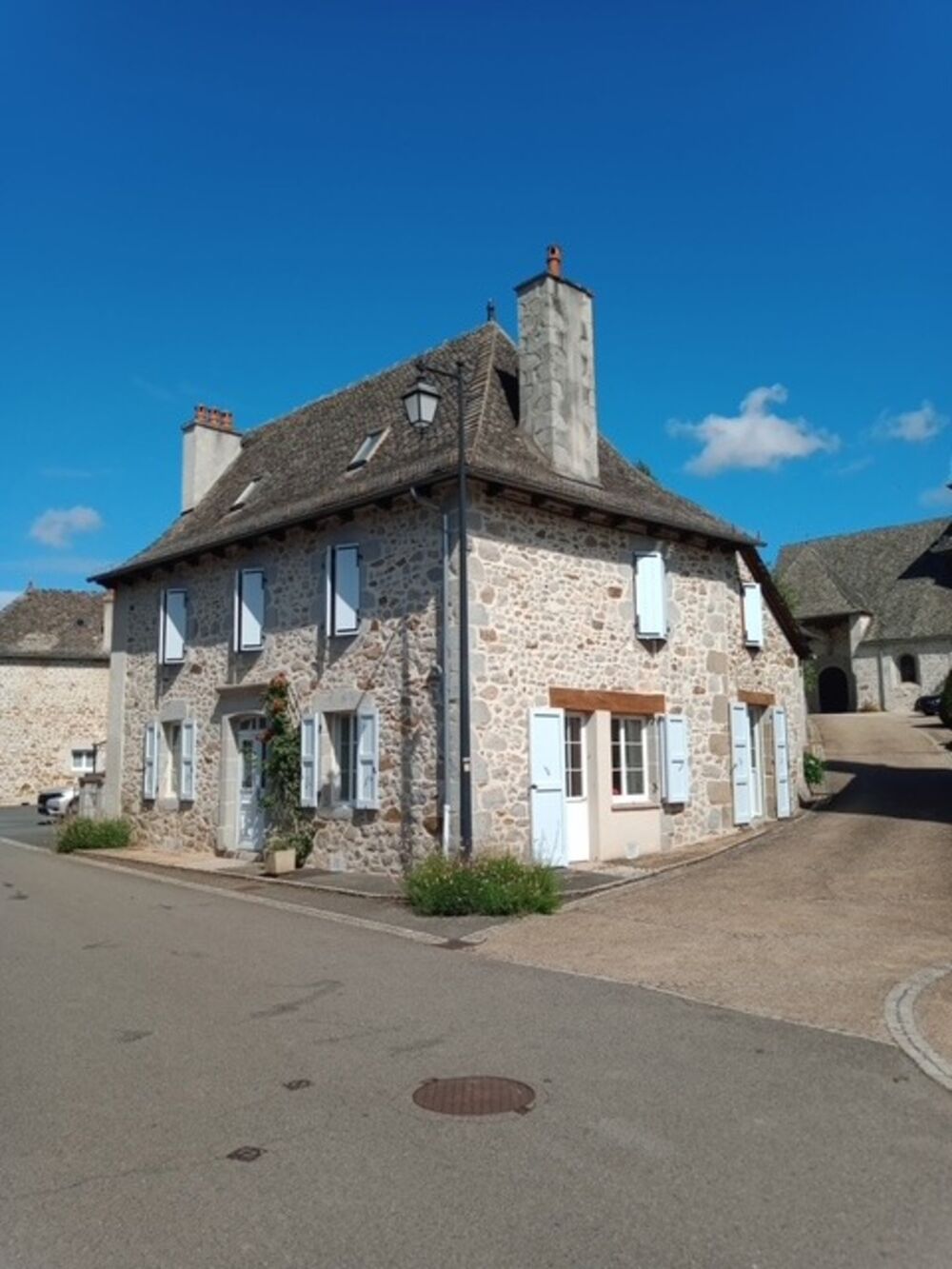 COUP DE COEUR: Maison de village au charme fou