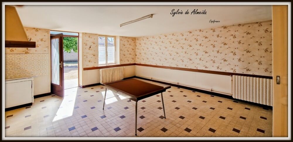Maison à vendre 5 pièces 144 m² GORREVOD (01)PONT DE VAUX, Dépendances terrain environ 1600 m² clos