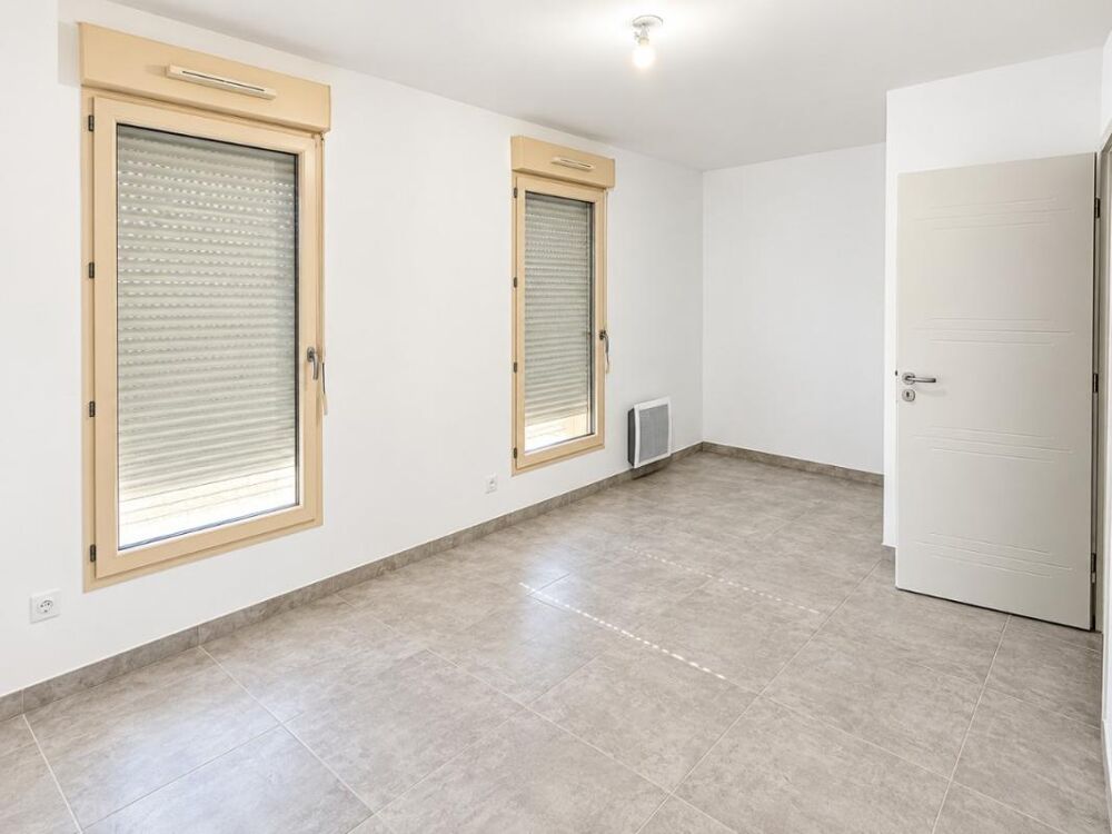 Location Appartement T2 avec parking et loggia à MARSEILLE Marseille 14