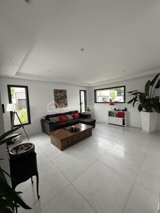  Maison à vendre 6 pièces 142 m²