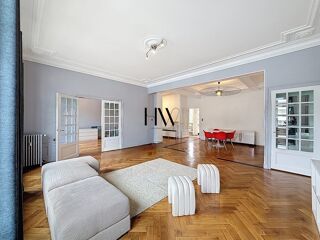  Appartement à vendre 6 pièces 161 m²