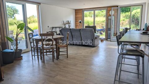   Maison Proprit/chteau - 3 pice(s) - 77 m