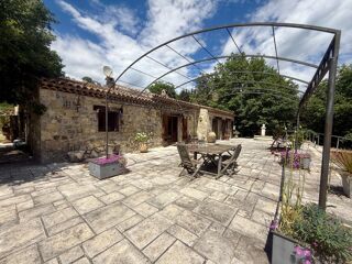  Maison  vendre 7 pices 210 m