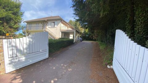   Maison Familiale sur terrain de 1385 m2, surface au sol de 191m2 Maison - 5 pi�ce(s) - 124 m�