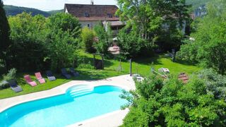  Maison à vendre 15 + pièces 440 m²