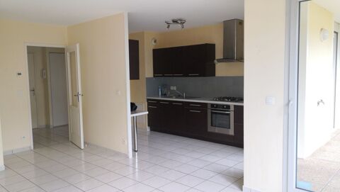   Appartement de 50m2 � louer sur Saint-�tienne-de-Saint-Geoirs Appartement - 2 pi�ce(s) - 50 m�