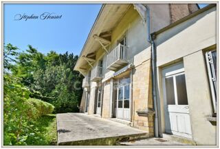  Maison à vendre 10 pièces 228 m²