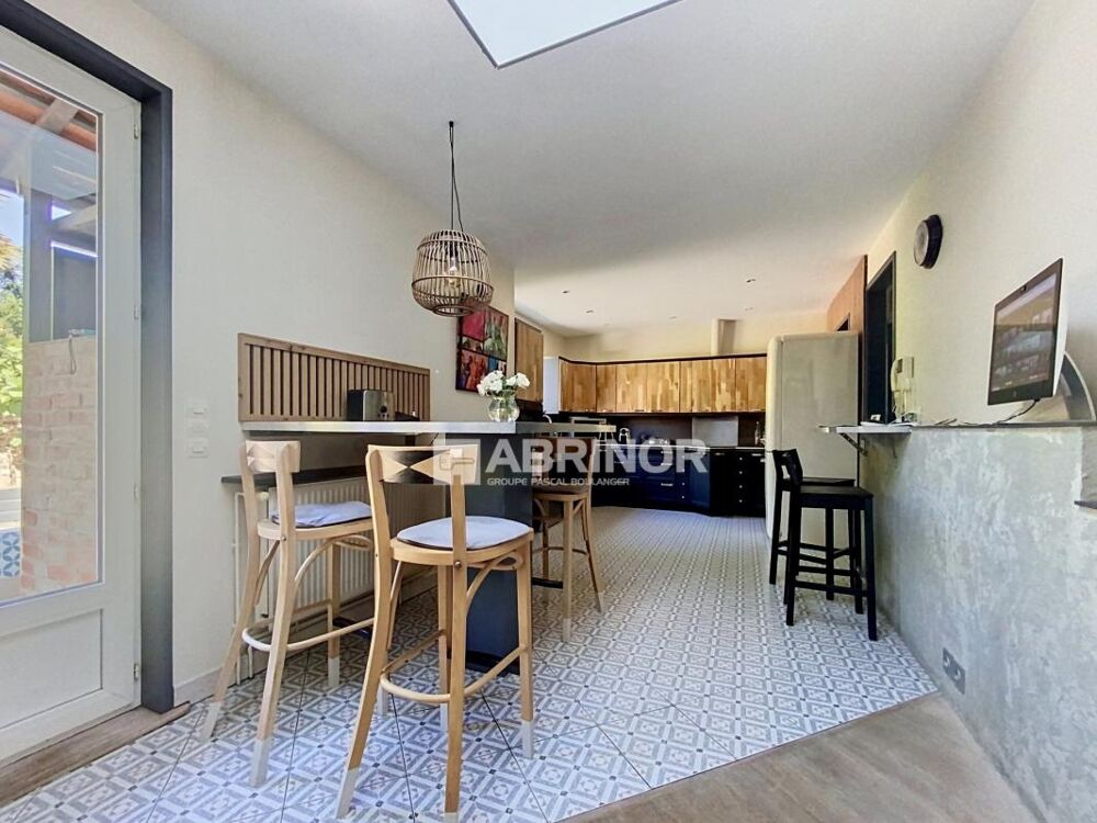 MASION DE VILLE 260M² AVEC GARAGE ET GRANDE TERRASSE