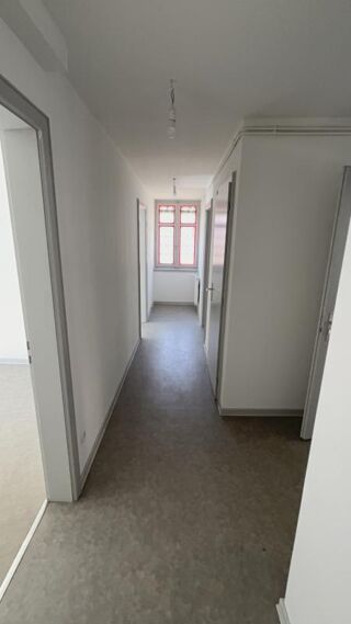  Appartement à louer 3 pièces 60 m²