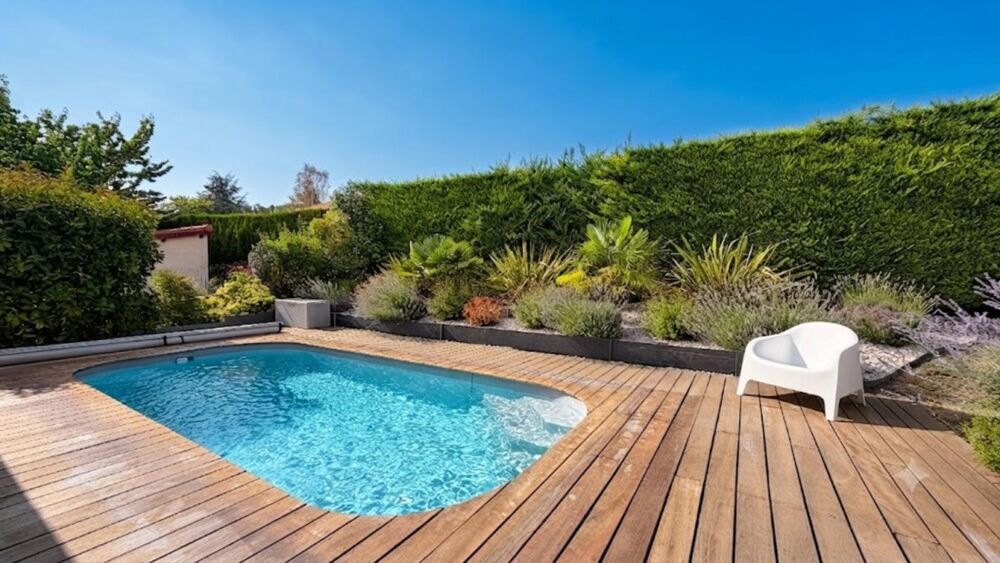 Maison 7 pièces 172 m² · à La Roche Blanche · 172 m² · 464 000 €