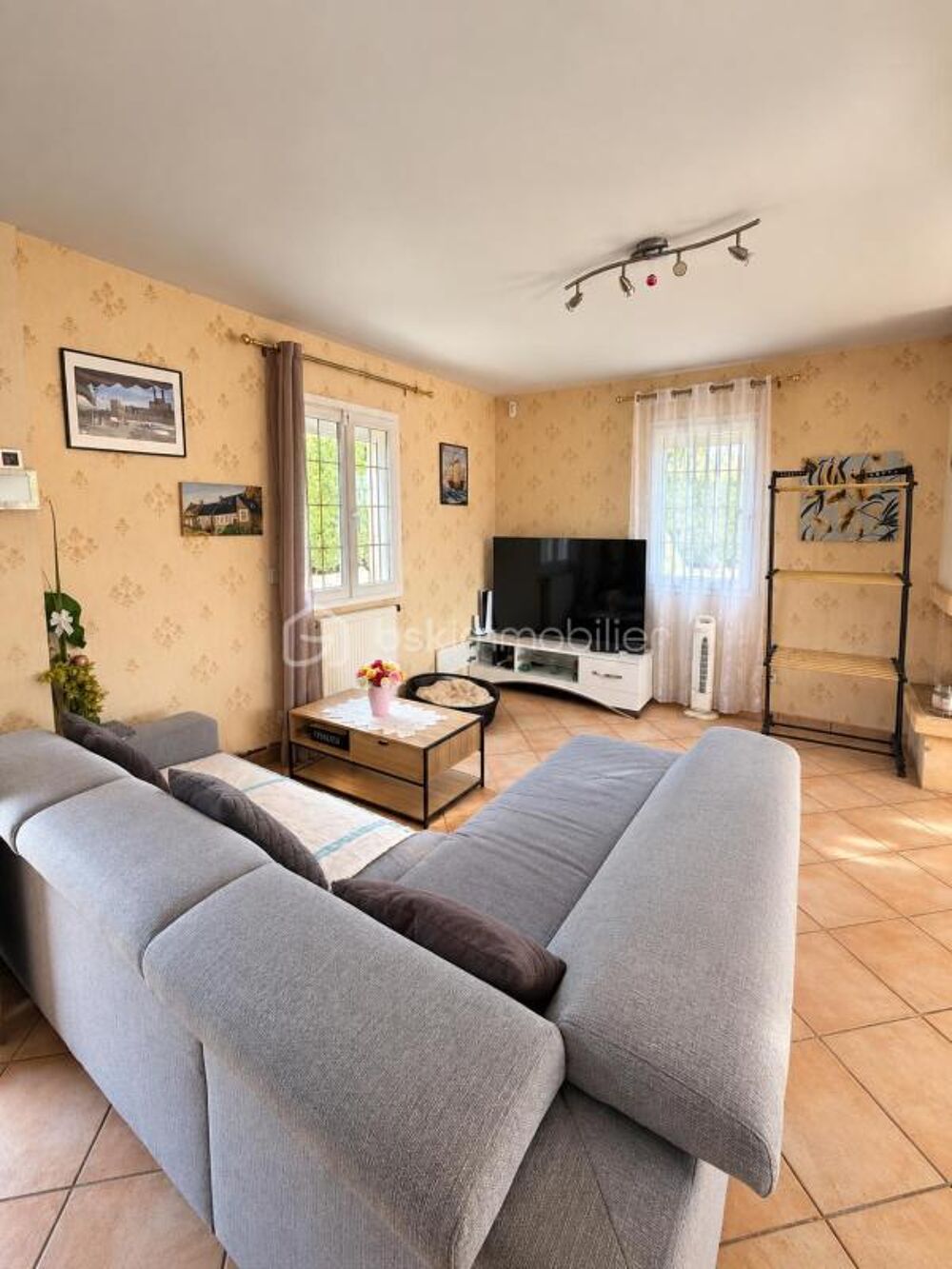 Vente Maison Maison 128 m² avec 4 chambres, sous-sol total et terrain de 2 200 m² - Gisors Gisors