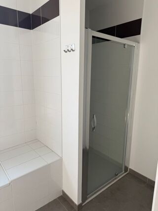  Appartement à louer 4 pièces 88 m²