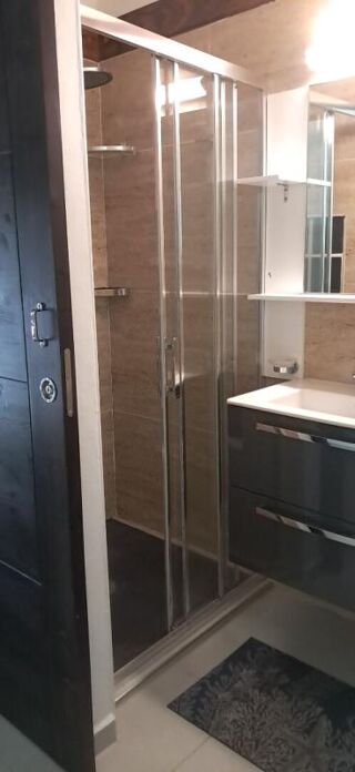  Appartement à louer 4 pièces 92 m²