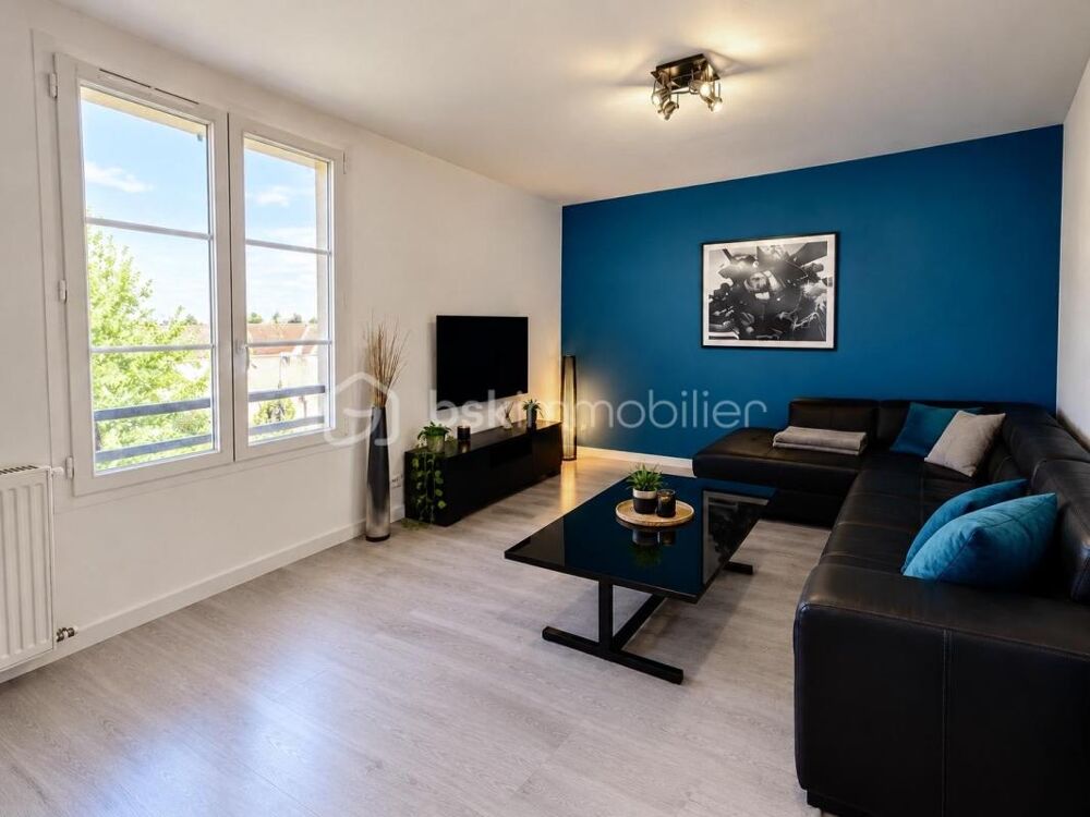 Appartement T2 de 43 m² avec 2 places de stationnement  Nanteuil-le-Haudouin