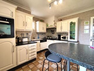  Maison � vendre 9 pi�ces 175 m�