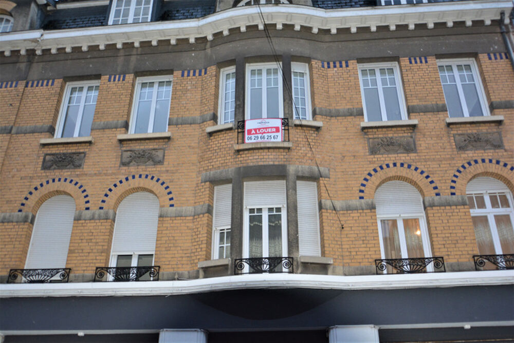 Dpt Nord (59), à louer CAMBRAI appartement T3 de 77 m² - Loyer 570 €