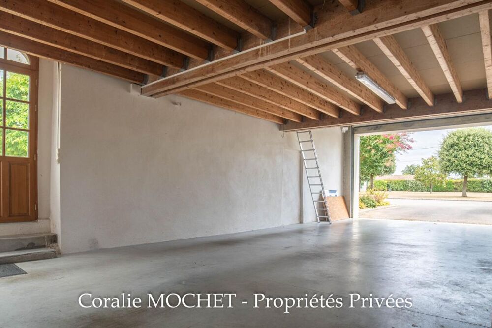 à vendre  Propriété/château Les Sorinières (44840)