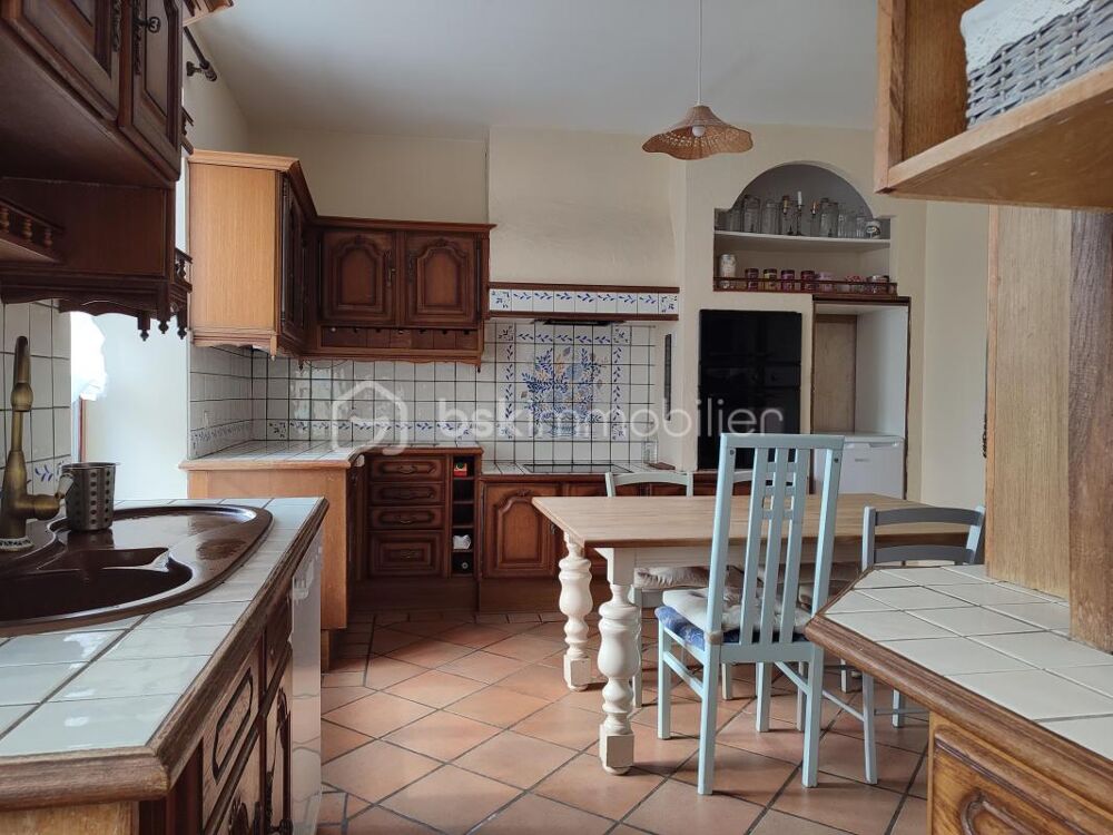 Maison 5 pièces, 138 m² avec GARAGE et DEPENDANCE