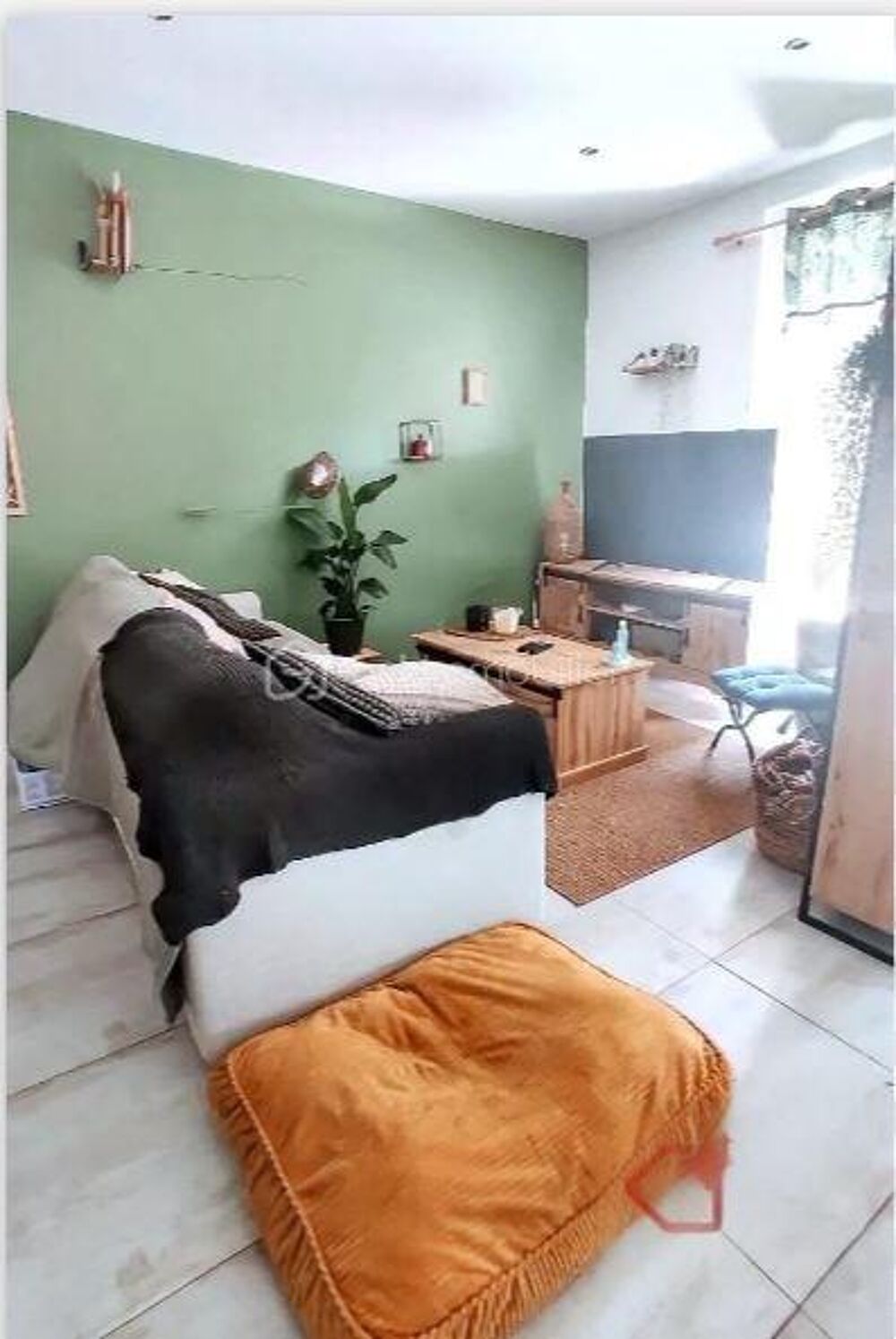 BAS DE VILLA T3 + JARDIN + ANNEXES