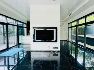  Maison � vendre 8 pi�ces 203 m�