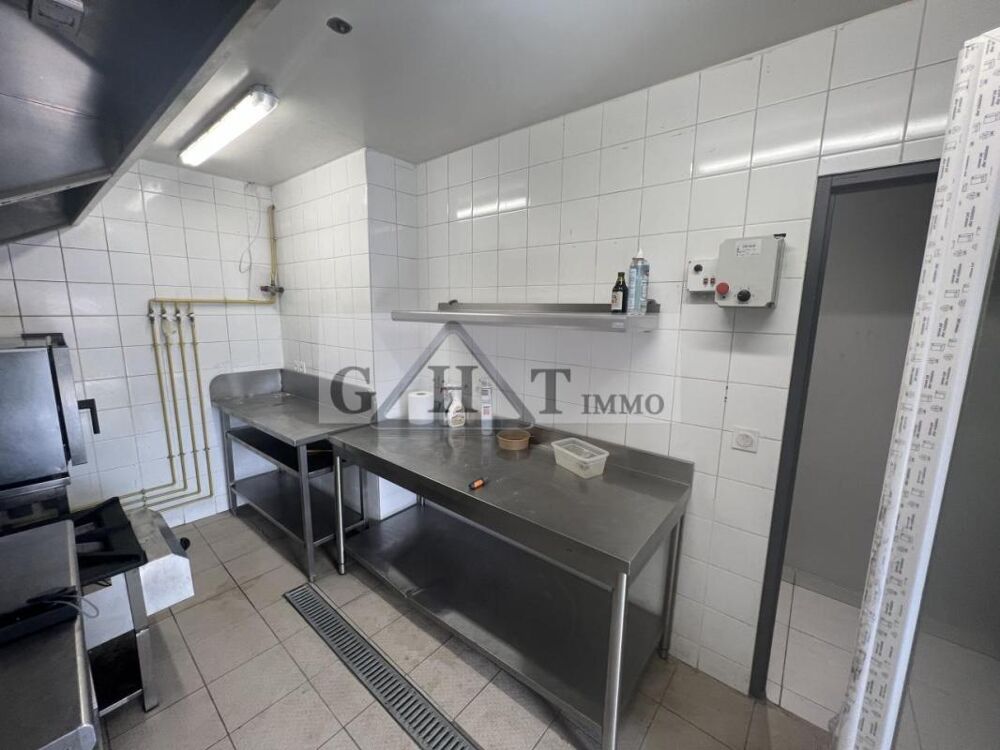   A louer 150m² DARK KITCHEN / laboratoire alimentaire Chennevieres sur marne