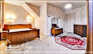  Maison � vendre 8 pi�ces 245 m�