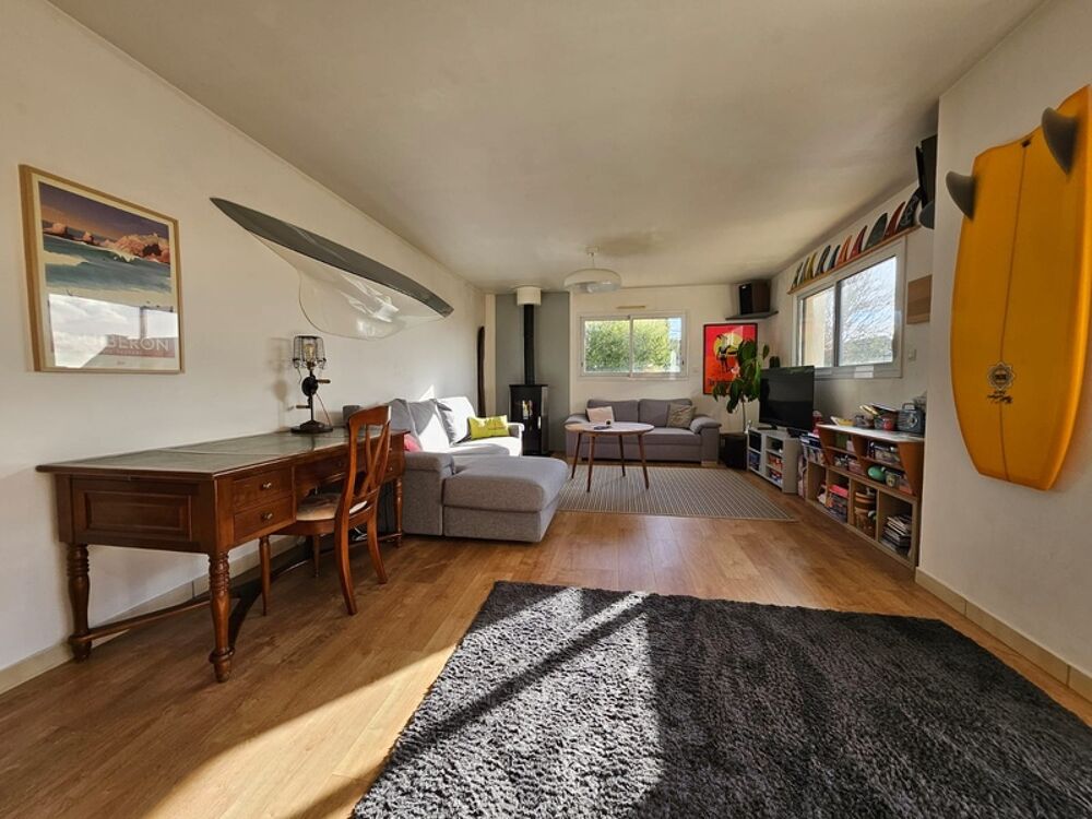 Maison contemporaine de 175 m²  Vie de plain-pied  Centre de Lannilis