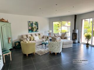  Maison � vendre 8 pi�ces 223 m�