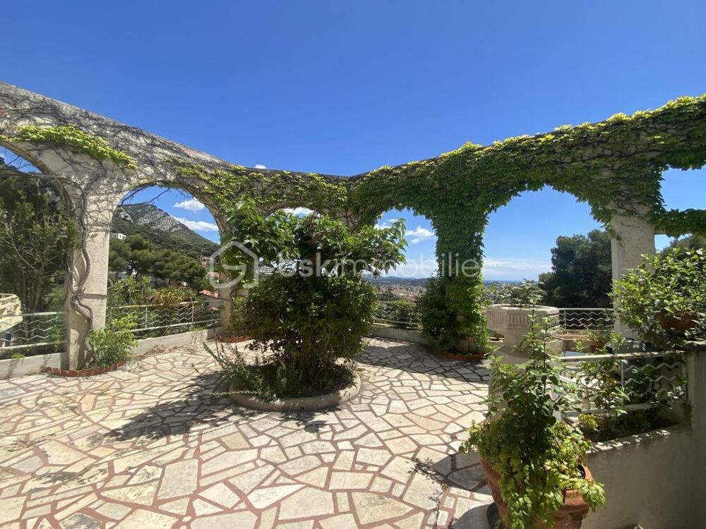 � vendre  Propri�t�/ch�teau Toulon (83200)