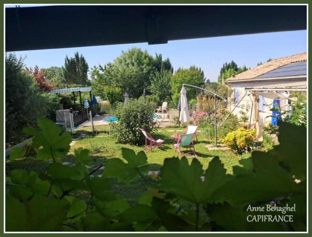 Vente Maison Maison individuelle plain-pied- 146m2-garage- Terrain 1800m2 - Piscine Nerac