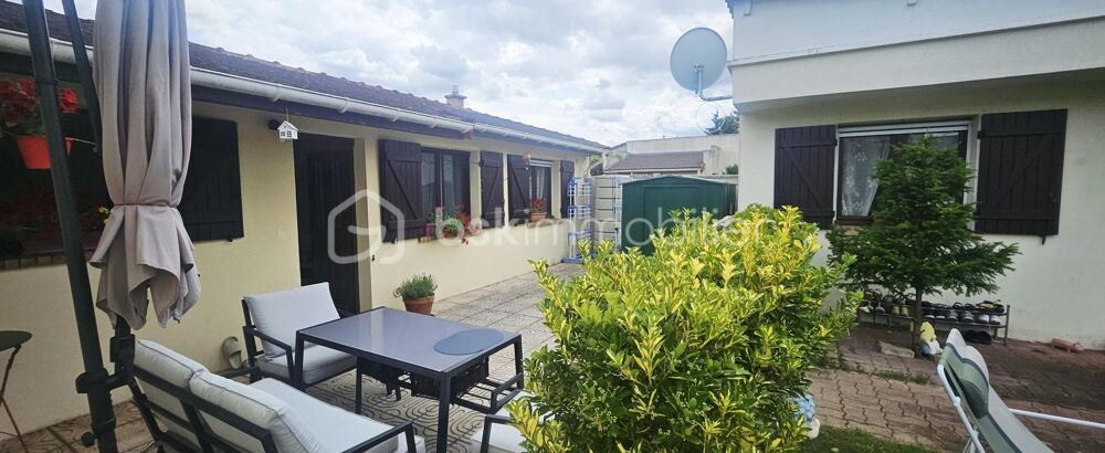 Vente Maison CHAMPS-SUR-MARNE – MAISON INDIVIDUELLE AVEC GRAND TERRAIN ET FORT POTENTIEL D'ÉVOLUTION Champs sur marne
