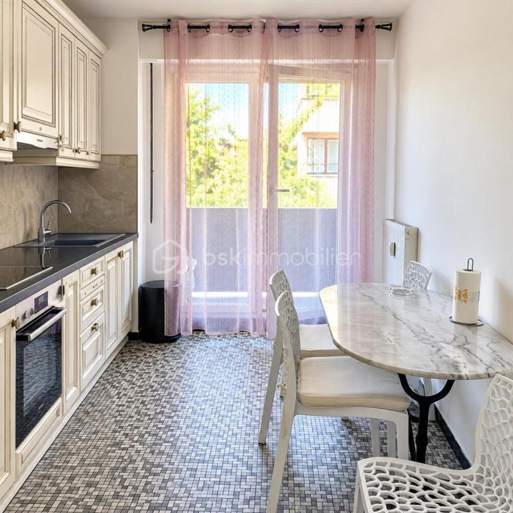 Vente Loft BEL APPARTEMENT 2 PIÈCES 52 m² – ENTIÈREMENT MEUBLÉ ET ÉQUIPÉ – PRÊT À VIVRE Strasbourg