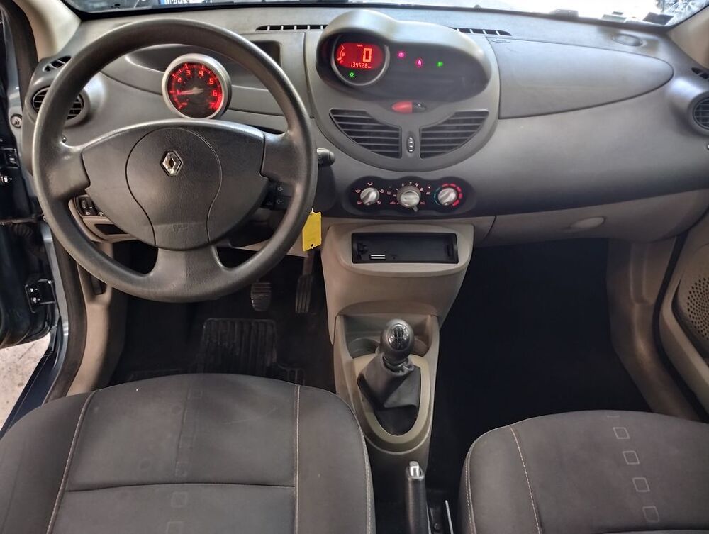 Twingo II 1.2 75 DYNAMIQUE 3P 2007 occasion 06640 Saint-Jeannet