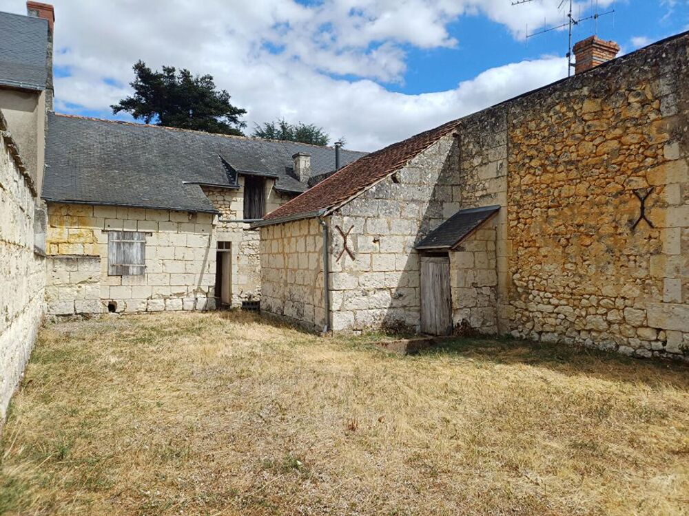 Maison de Bourg à rénover - VERNOIL LE FOURRIER (49390)