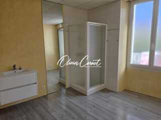  Immeuble à vendre 13 pièces 340 m²