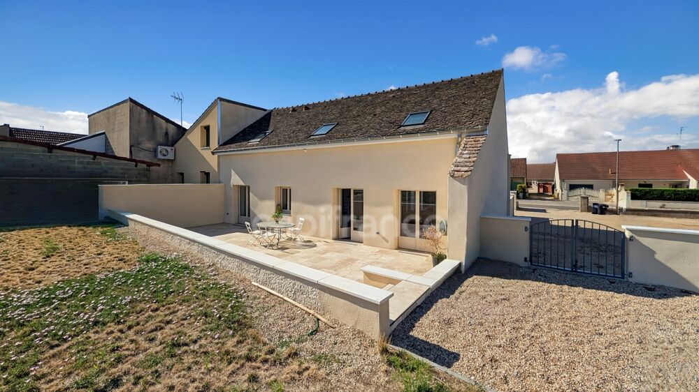 Maison 5 pièces 160 m² · à Saint Marcel · 160 m² · 349 000 €
