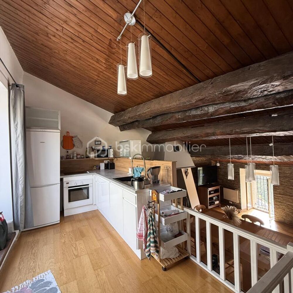 Maison de caractère avec terrasse + forêt